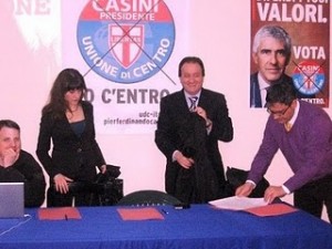 al centro il Sindaco Melone