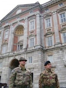 Esercito, militari impegnati a Caserta in Strade Sicure1