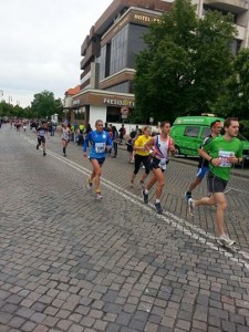 Francesco D'Andrea in un passaggio della maratona