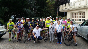 foto ciclisti pellegrini di San Nicola la Strada