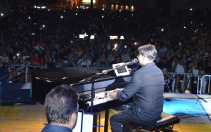 Ottomila in piazza per Finizio