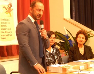 MONDRAGONE L'intervento di Giovanni Fusco, figlio del dirigente scolastico cui il Premio è dedicato