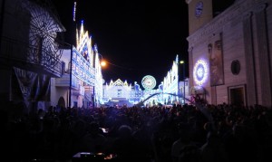 GRAZZANISE La folla che gremiva Piazza San Giovanni durante la 'sacra rappresentazione' - 290818